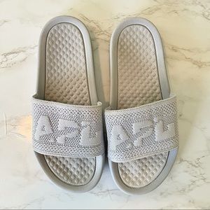 GUC APL slides size 8